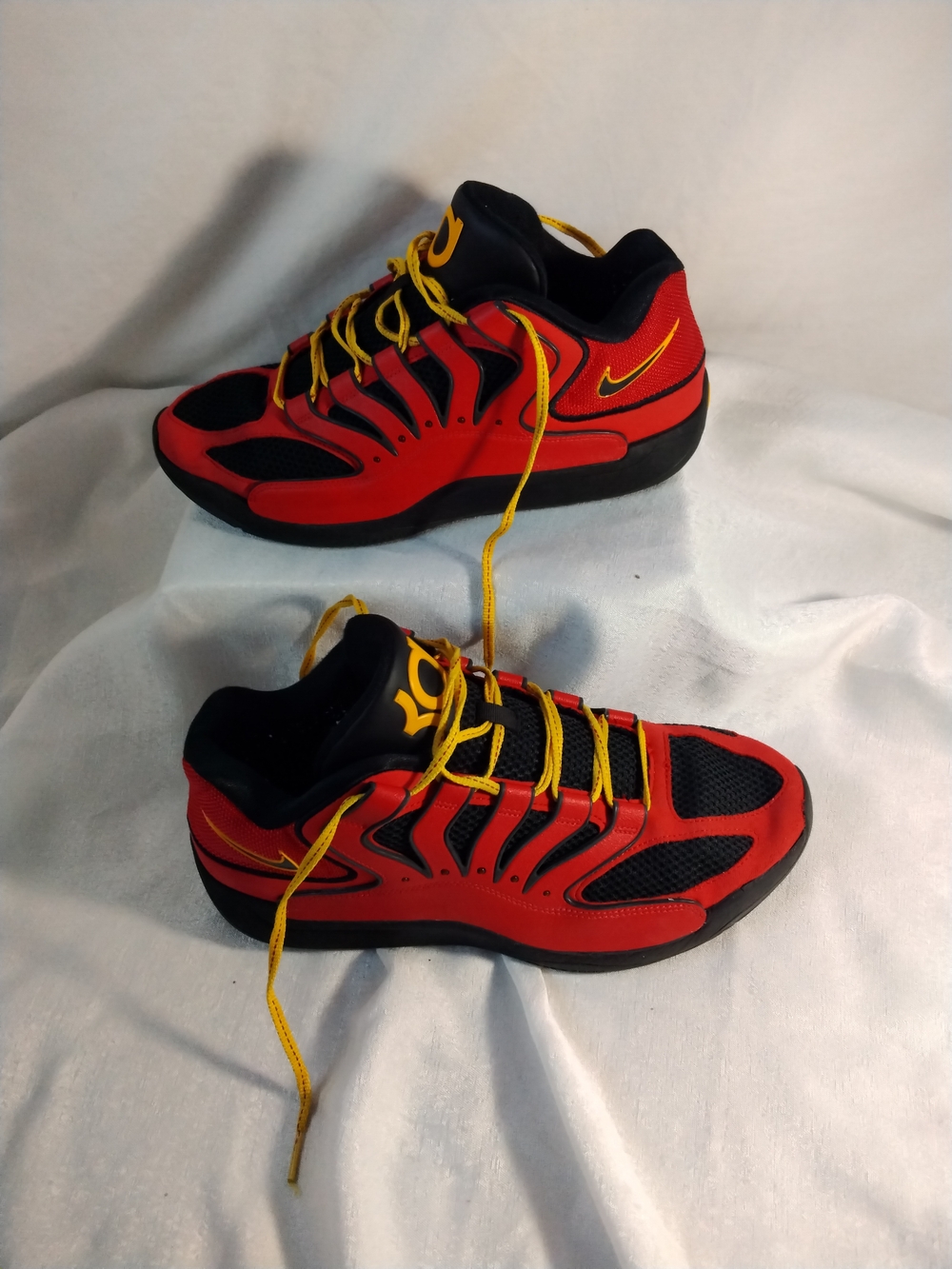 Nike KD 18 Men's Fire Red, Black And Amarillo Athletic Sneakers